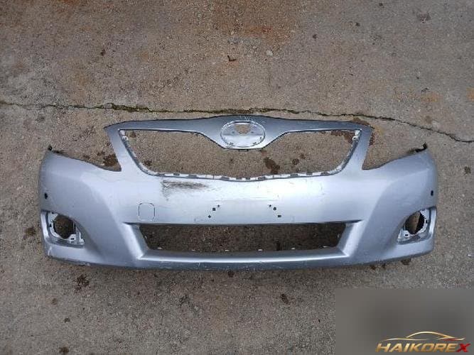 Toyota Camry 2010 — передний бампер