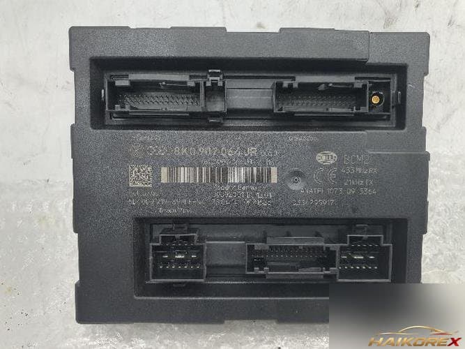 Audi A4 2014 — блок управления BCM 8K0 907 064 JR