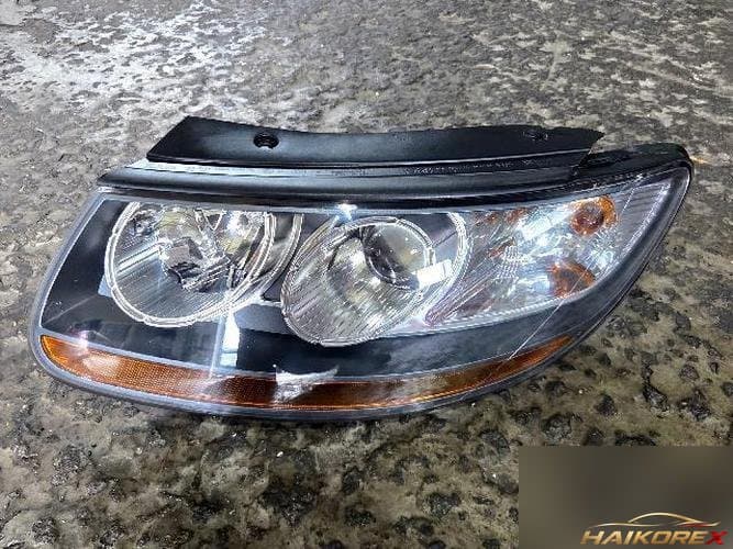 Hyundai Santa Fe 2012 – фара левая (HID)