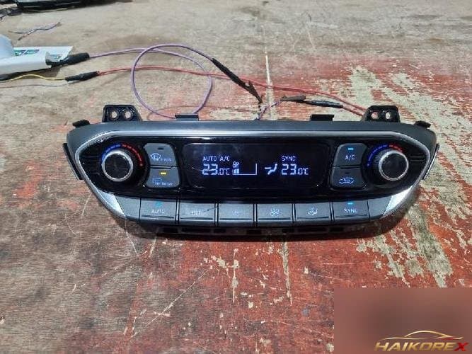Hyundai i30 2019 — блок управления кондиционером 97250-G3200