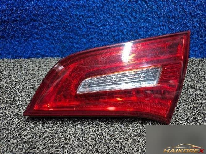 Kia K7 2011 — задняя часть кузова (крышка багажника) 924063R0