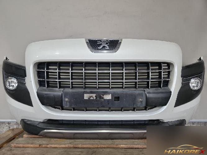 Peugeot 3008 2012 — передний бампер