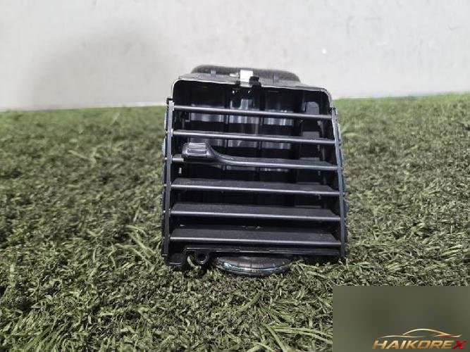 Ford MKS 2013 — дефлектор обдува 8A53 19C681 A