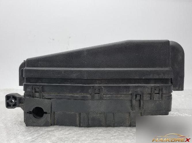 Kia Carnival 2013 — блок предохранителей (в подкапотном пространстве) 91950 4D271 7