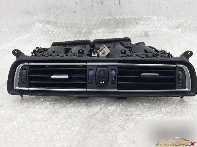 BMW 7 Series 2011 — центральная дефлекторная насадка на воздуховод 6422-9115859-08