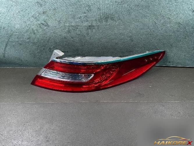 Hyundai Grandeur 2014 — комбинированный фонарь задний правый
