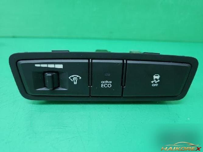 Hyundai Sonata 2012 — кнопка/переключатель 1