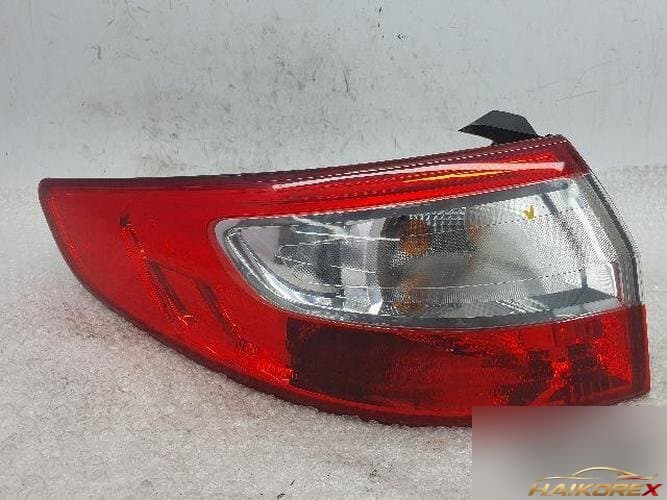 Renault SM3 2013 — комбинированный фонарь задний левый (водительский) 265550016R