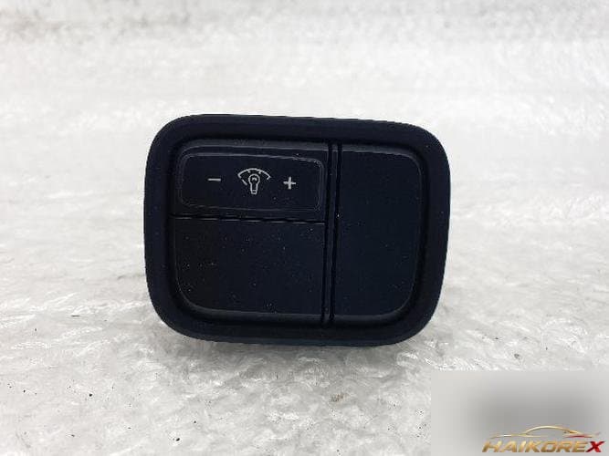 Kia K5 2018 — кнопка регулировки яркости 93700-D4060