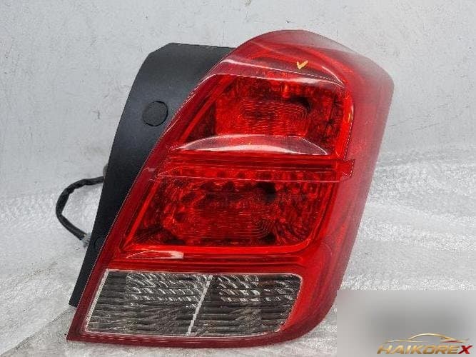 Chevrolet Trax 2015 — комбинированный фонарь задний правый (пассажирский) 95476776 10