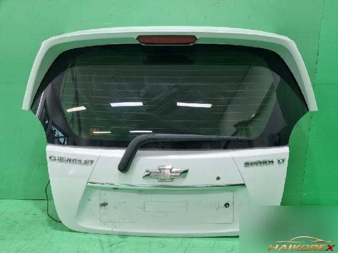 Chevrolet Spark 2014 — крышка багажника