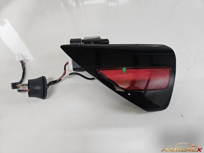 Tesla Model 3 2021 — крышка порта зарядки