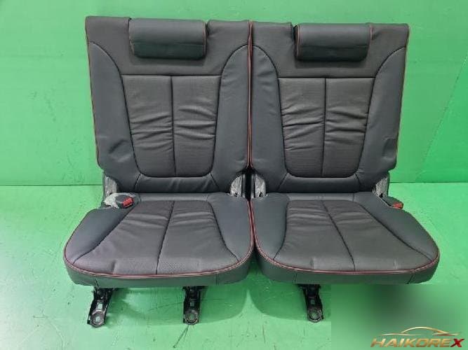 Hyundai Santa Fe 2009 — сиденье третьего ряда