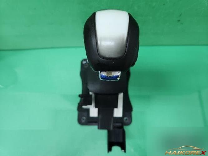 Chevrolet Aveo 2014 — рычаг переключения передач