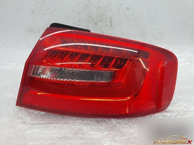 Audi A4 2016 — фонарь задний правый (комбинированный) 8K5945096AC