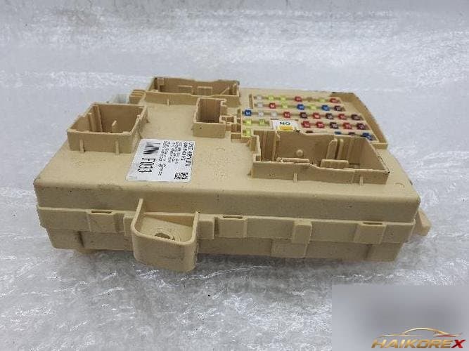 Hyundai Grandeur 2015 — блок предохранителей салонный ASSY IPM
