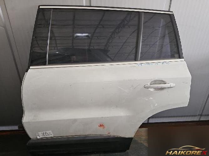 Volkswagen Tiguan 2015 — дверь задняя левая 5N0833055A