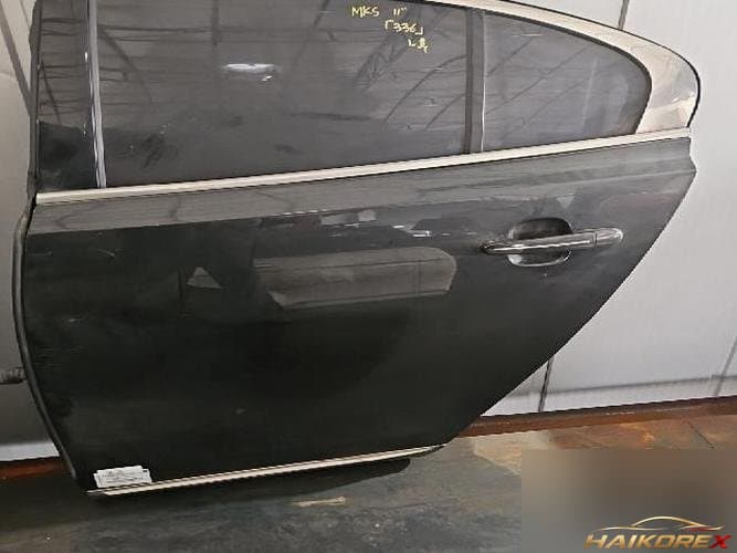 Ford MKS 2011 — дверь задняя левая 8A5Z5424631A