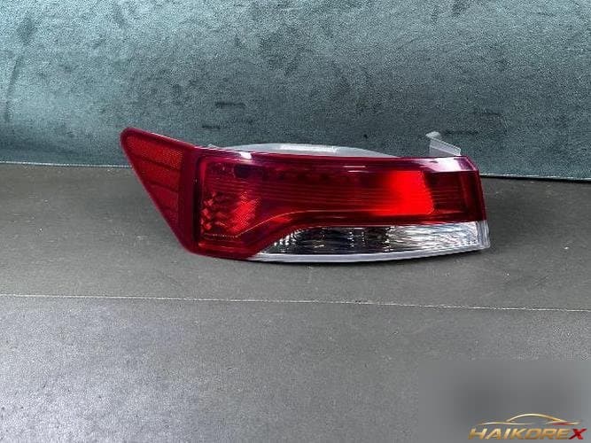 Kia Forte 2010 — фонарь задний левый (комбинированный)