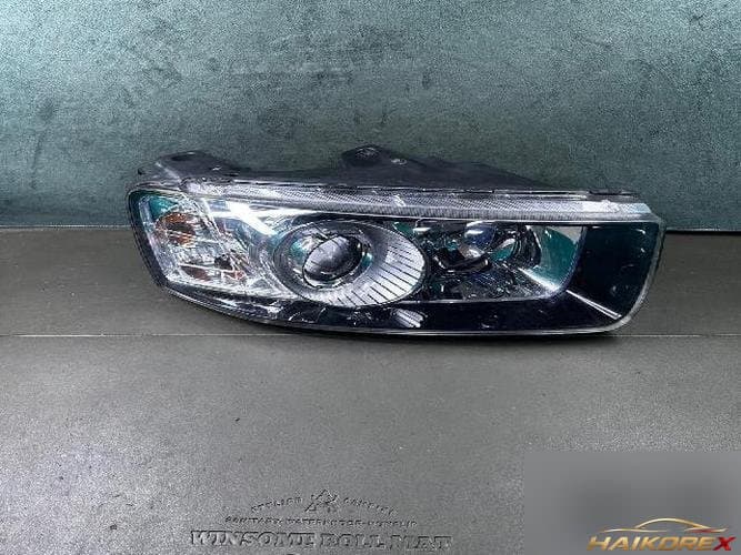 Chevrolet Captiva 2013 — фара головного света правая