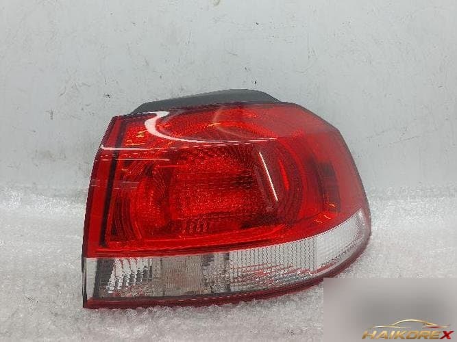 Volkswagen Golf 2013 — фонарь задний комбинированный правый (пассажирский) 5K0945096P