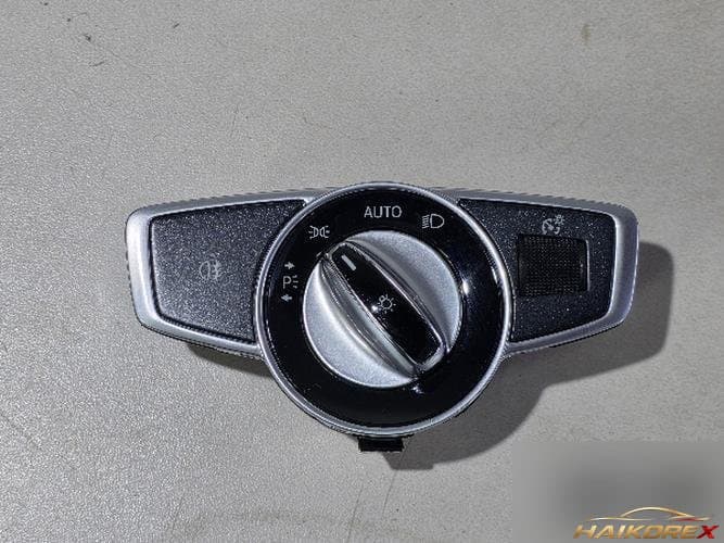 Mercedes-Benz E-класс 2019 — кнопка/переключатель A2229055508