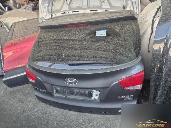 Hyundai Tucson 2011 — крышка багажника