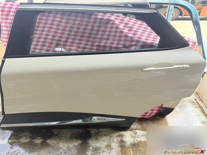 Renault QM3 2014 — дверь задняя левая