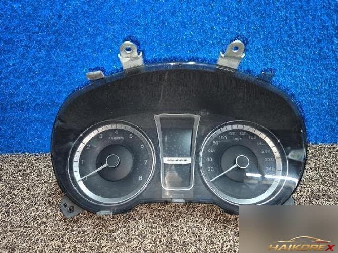Hyundai Grandeur 2011 — панель приборов 940033V005