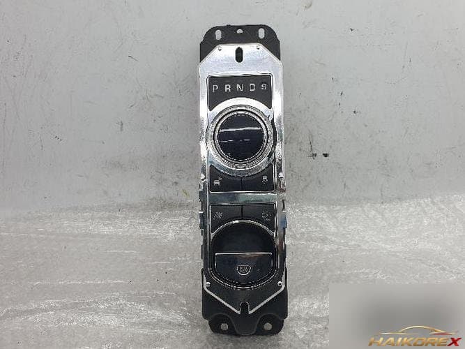Jaguar XJ 2011 — рычаг переключения передач AW93-7R453-BD