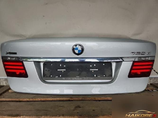 BMW 7 серия 2014 — крышка багажника (электрическая)
