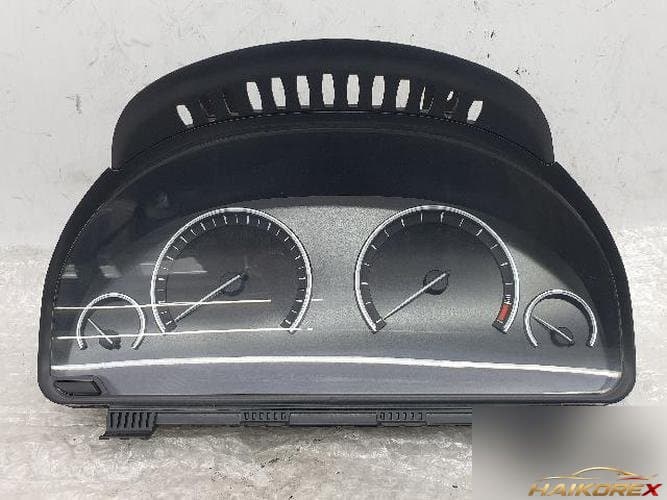 BMW 7 Series 2009 — приборная панель 6210-9201990-01