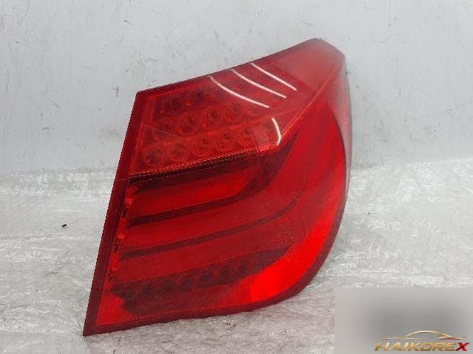 BMW 7 Series 2009 — комбинированный фонарь задний правый (7182198)