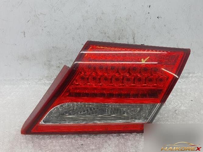 Hyundai Grandeur 2010 — фонарь задний правый в крышку багажника LED 92404-3L5
