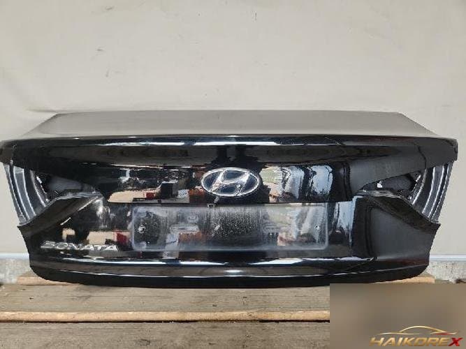 Hyundai Sonata 2015 — крышка багажника