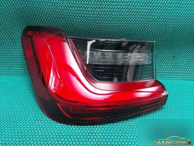 BMW 3 Series 2020 — комбинированный фонарь задний левый (водителя)