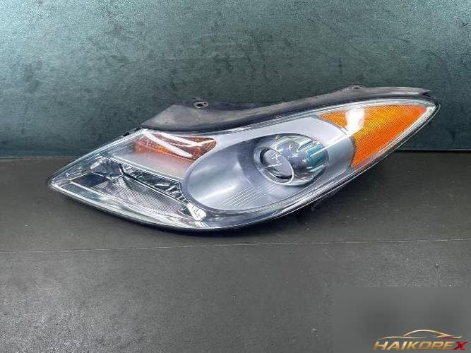 Hyundai Veracruz 2008 — фара правая
