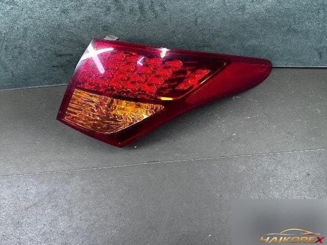 Hyundai Veracruz 2008 — комбинированный фонарь задний правый (пассажирский)