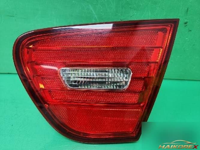 Hyundai Avante 2007 — подсветка багажника белая (2)