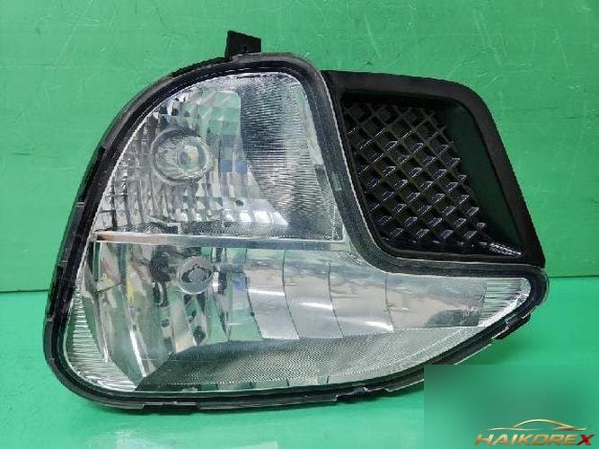 KG Mobility Korando 2014 — противотуманная фара левая (водительская сторона)
