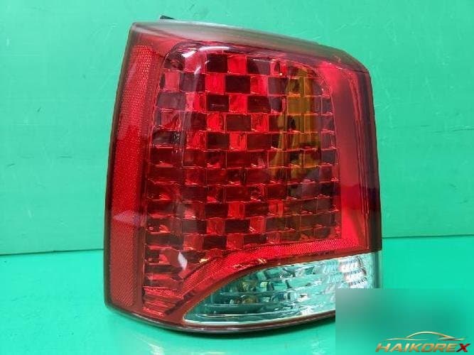 Kia Sorento 2010 — комбинированный задний фонарь левый (92401-2P02)