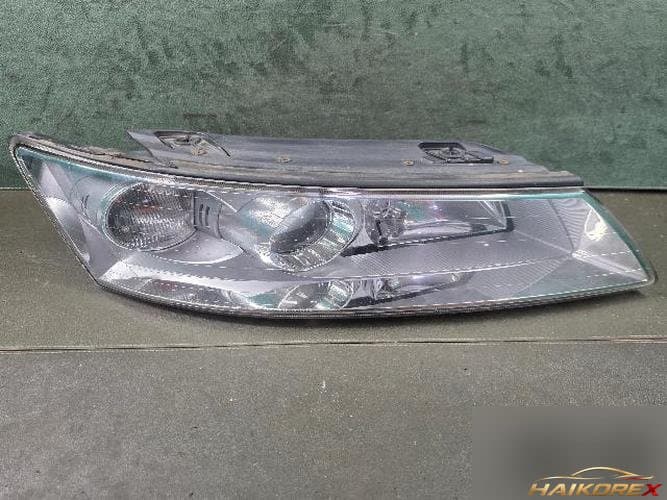 Hyundai Sonata 2007 — фара правая