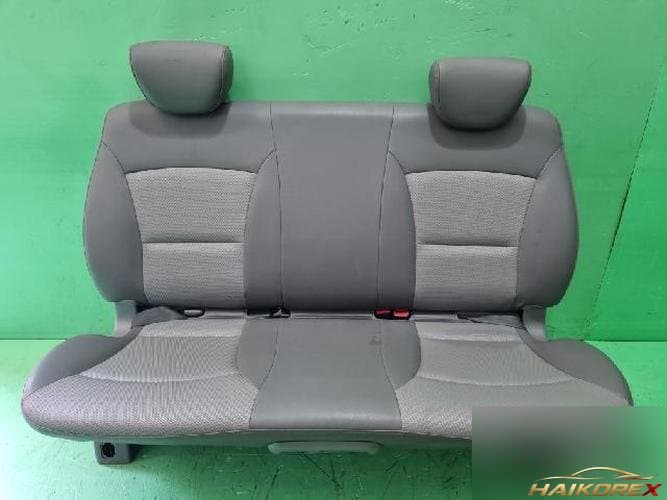 Hyundai Grand Starex 2011 — сиденье