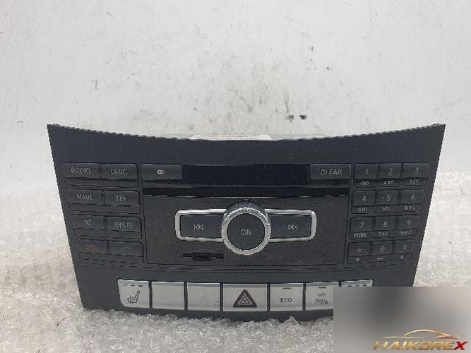 Mercedes-Benz E-Class 2015 — AV-система (A2129007127)