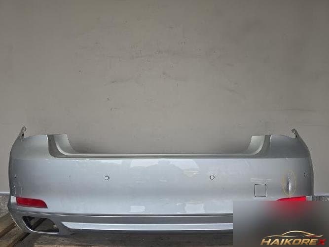 BMW 7 Series 2011 — задний бампер