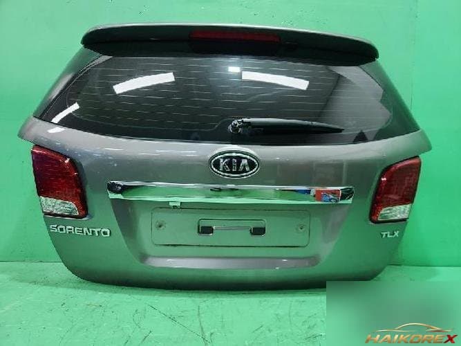 Kia Sorento 2010 — крышка багажника