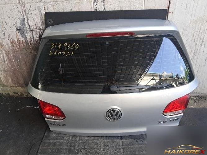 Volkswagen Golf 2010 — задняя дверь (дверь багажника) 6