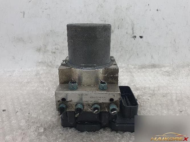 BMW 7 Series 2014 — блок ABS 3451 6868331-01