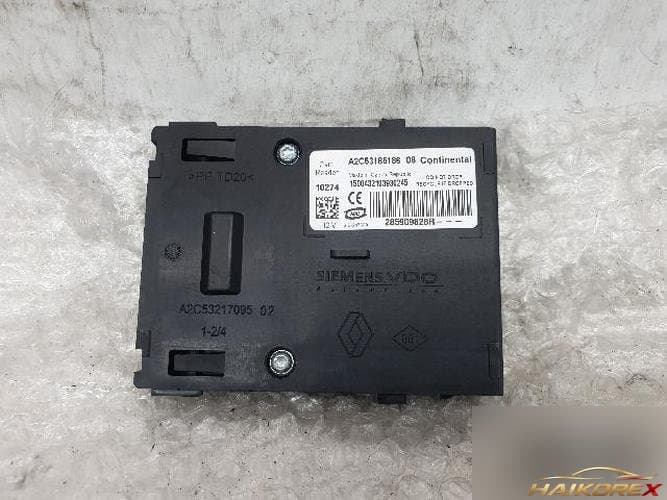 Renault SM3 2011 — слот смарт-ключа