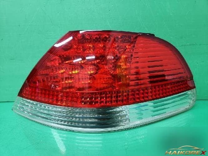 BMW 7 Series 2003 — комбинированный задний фонарь правый (пассажирский) 782